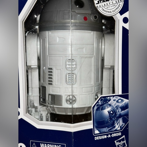 Star Wars R2 unit galaxy’s edge trading post design a droid - Picture 4 of 15